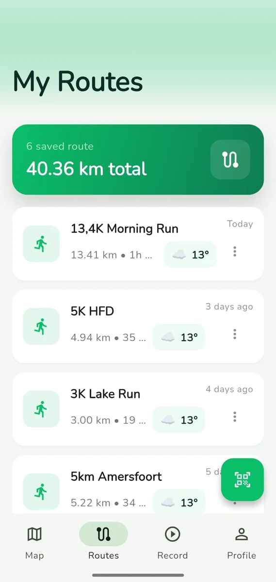 Saved running routes list in Runplanner app
